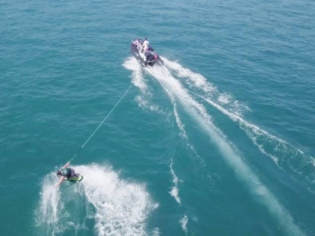 Wakeboarden auf dem Zürichsee ab Zürich