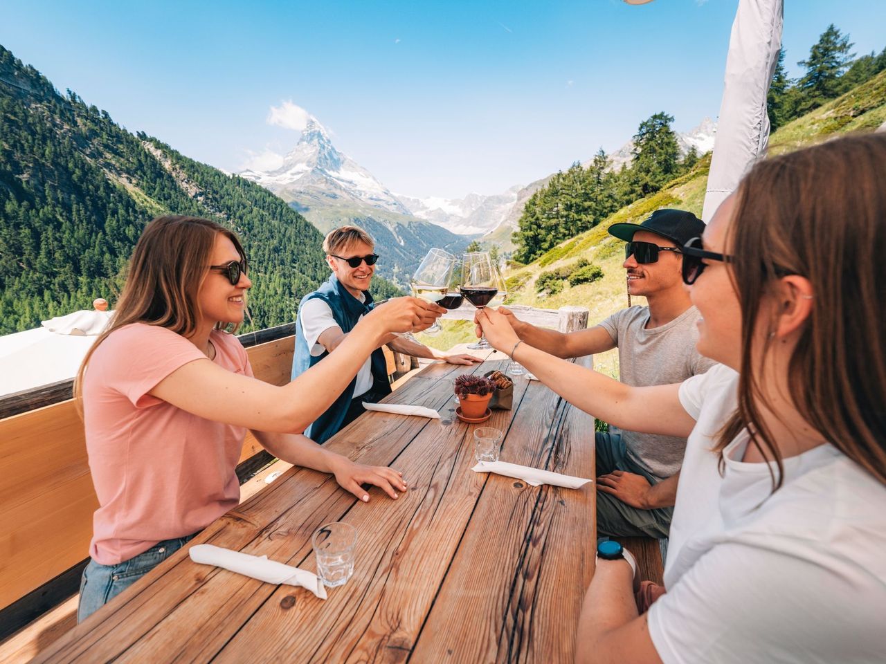 From Lausanne: Day trip to Zermatt with a view of the Matterhorn