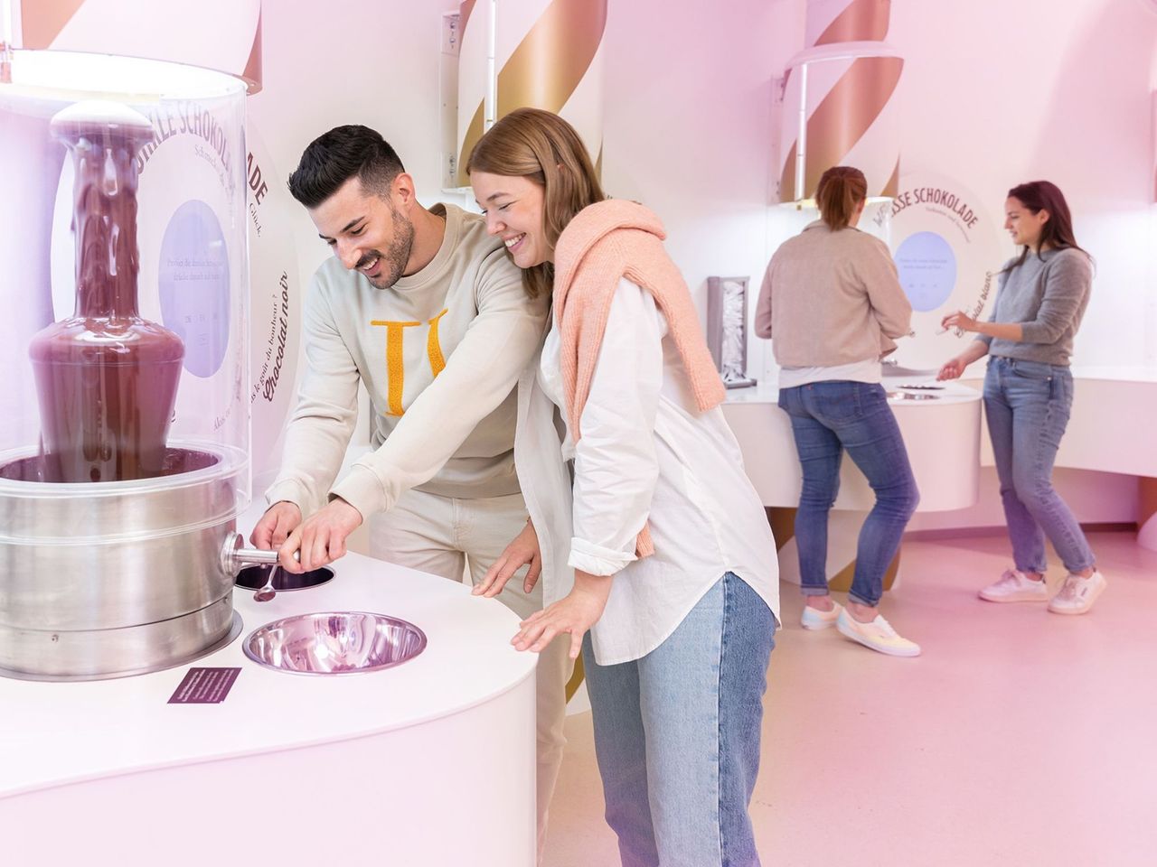 Ab Zürich: Bustour Chocolarium und Appenzeller Schaukäserei