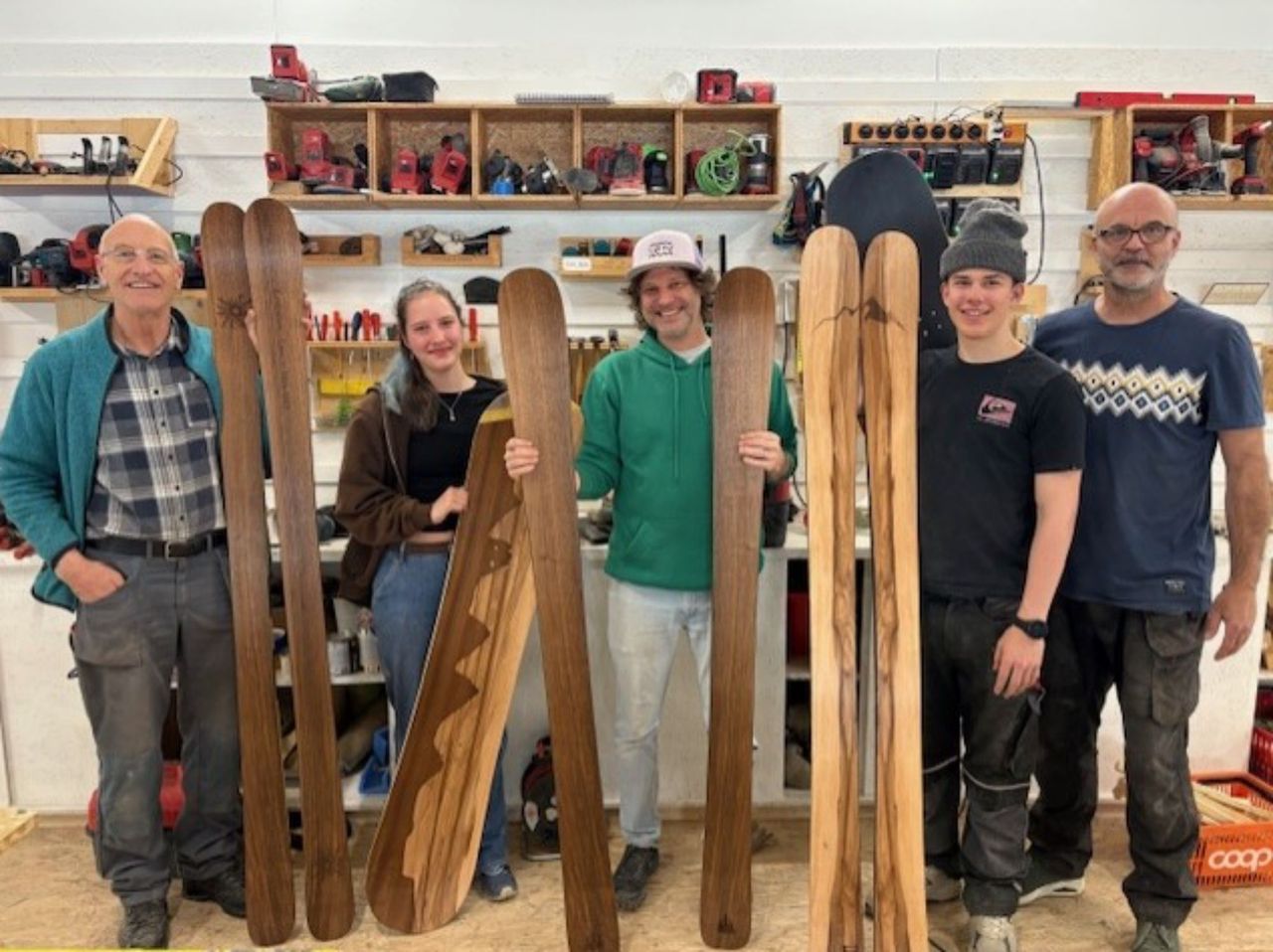 Ski and Snowboard Building Course in Laax