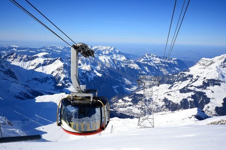Depuis Zurich : excursion privée d'une journée au Titlis