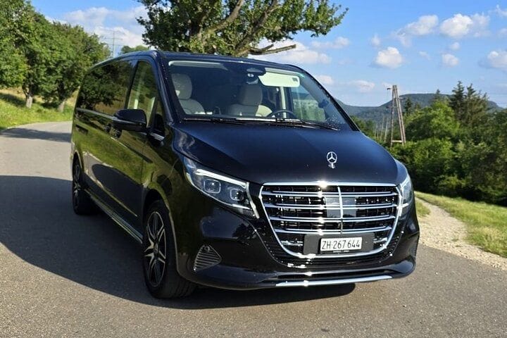 Ab Zürich: Privater Transfer nach Davos oder Arosa (1–6 Personen)