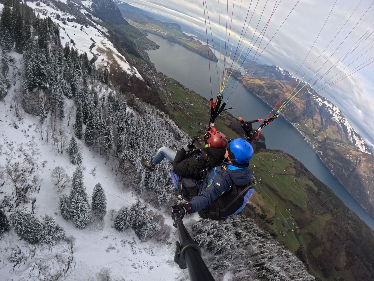 “Thermikflug” Gleitschirm Vierwaldstättersee ab Emmetten