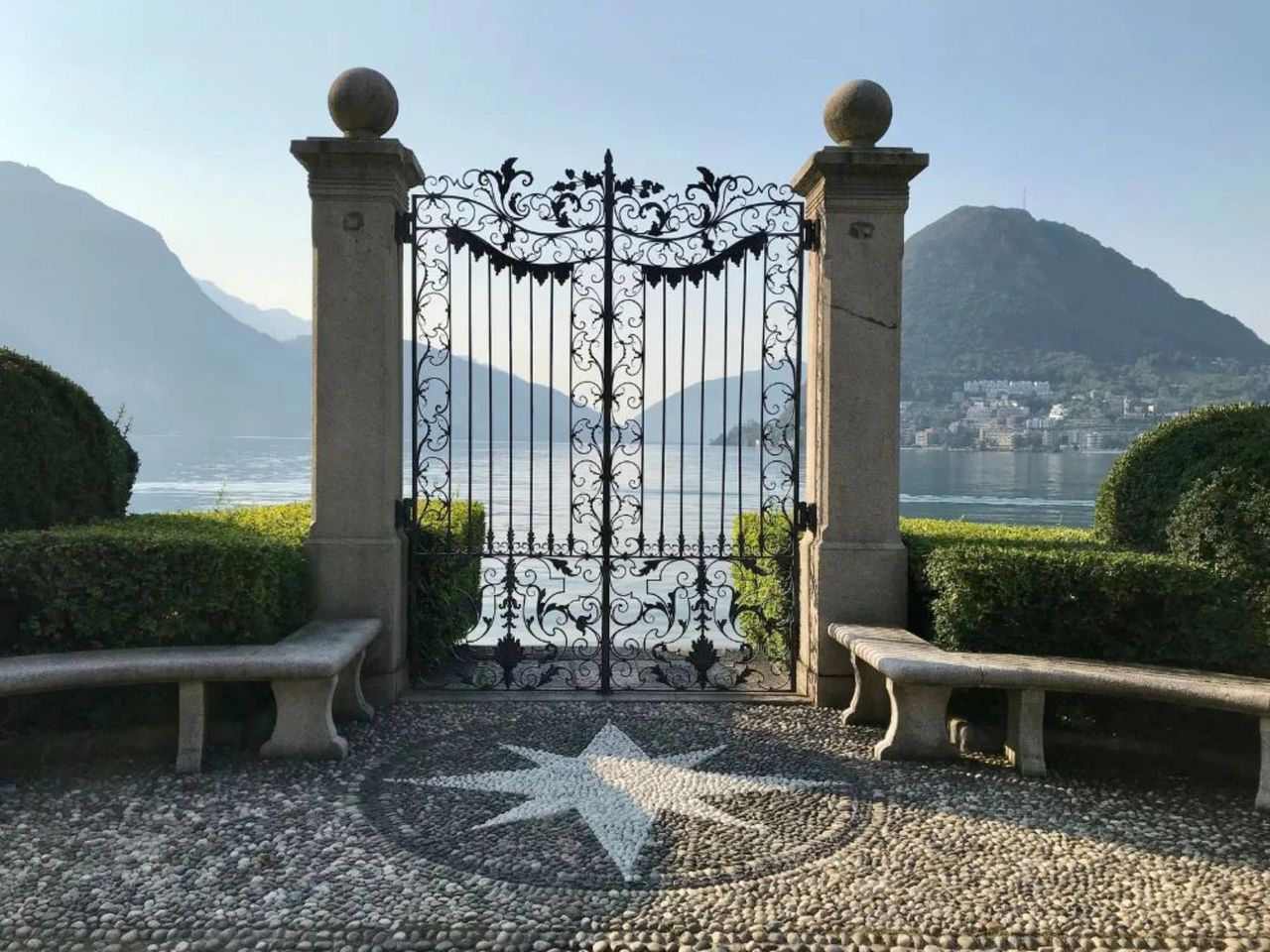 Lugano: Fahrt mit einem 3 rädrigen Vanderhall (Roadster) ab Locarno