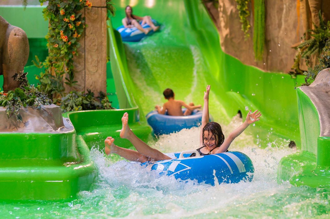 Alpamare Ticket: Wasserspass mit Pools, Saunawelt und Rutschen