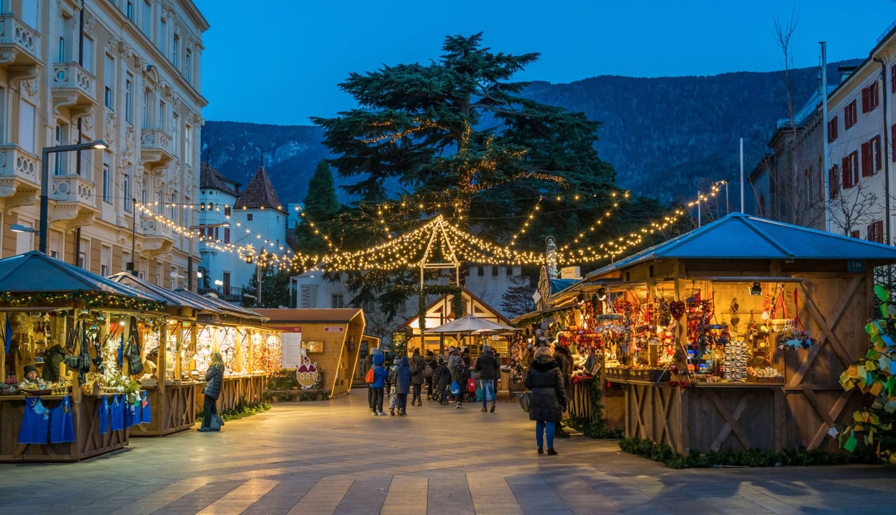 Christmas markets in South Tyrol: coach trip with hotel stay