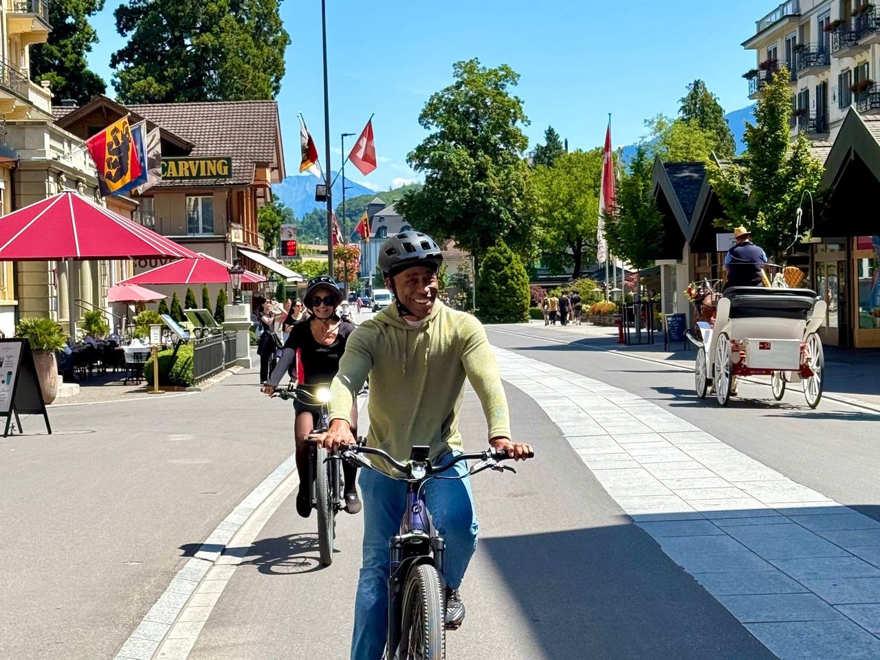 "Seen, Ruinen und Aussichtspunkte" - entdecke Interlaken mit dem E-Bike