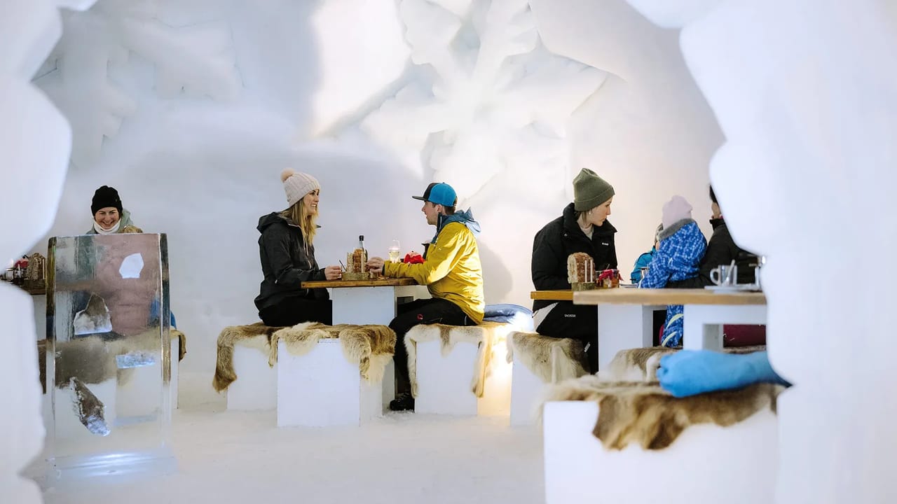 Fondue au fromage dans l’igloo de l’Engstligenalp