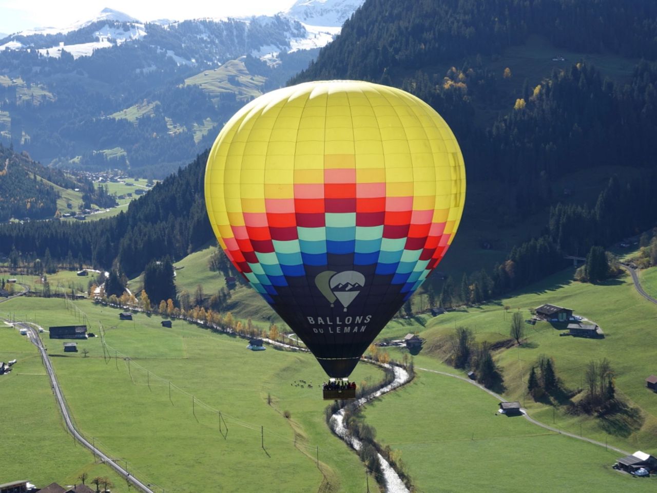 Ballonfahrt Fondue: Westschweiz mit Genfersee- und Alpenregionen