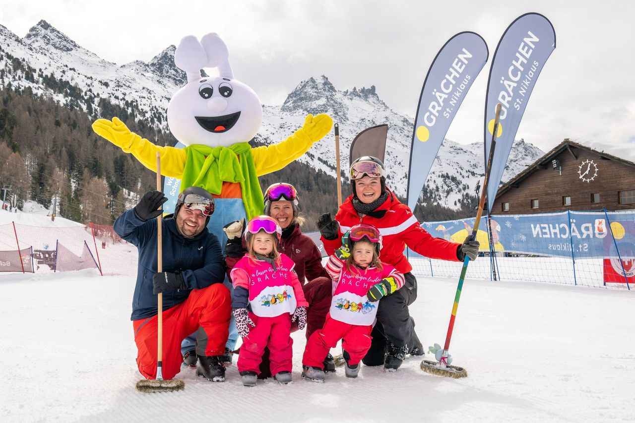 Cours de ski ELKI parents-enfants à Grächen, 5 demi-journées