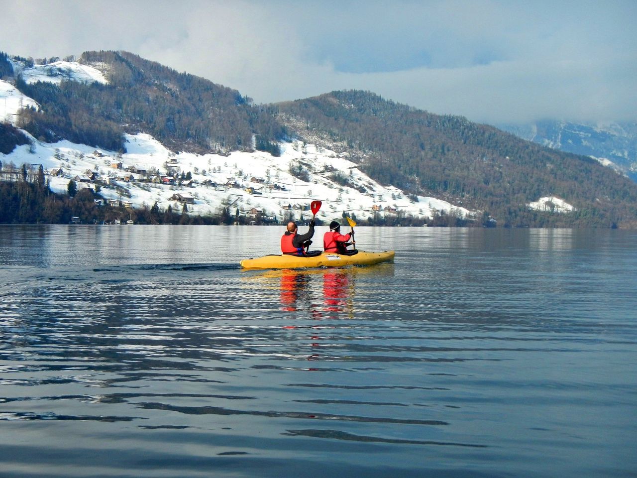 Winter Kajak Trip Vierwaldstättersee