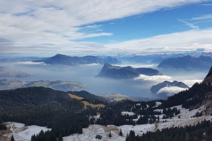 Depuis Zurich : excursion d’une journée en petit groupe au Pilatus en hiver