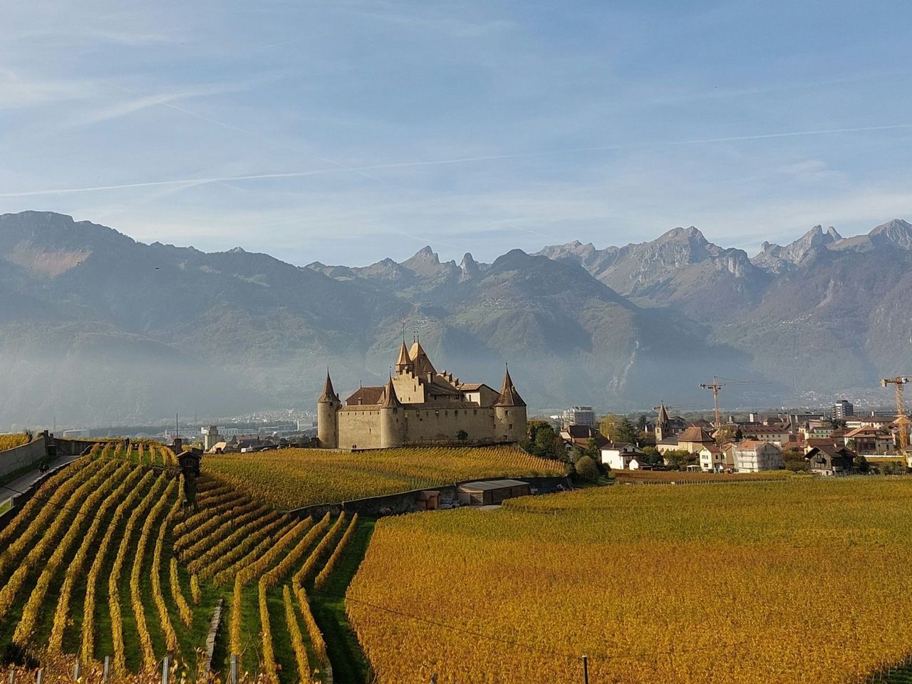 Ab Genf Flughafen: Tagesausflug zu den Salzminen und Schloss Aigle