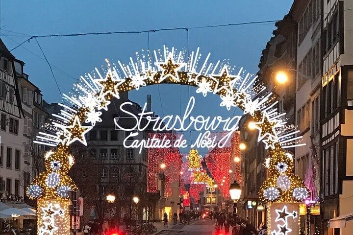 Ab Zürich: Private Tour zu den Weihnachtsmärkten in Basel und im Elsass