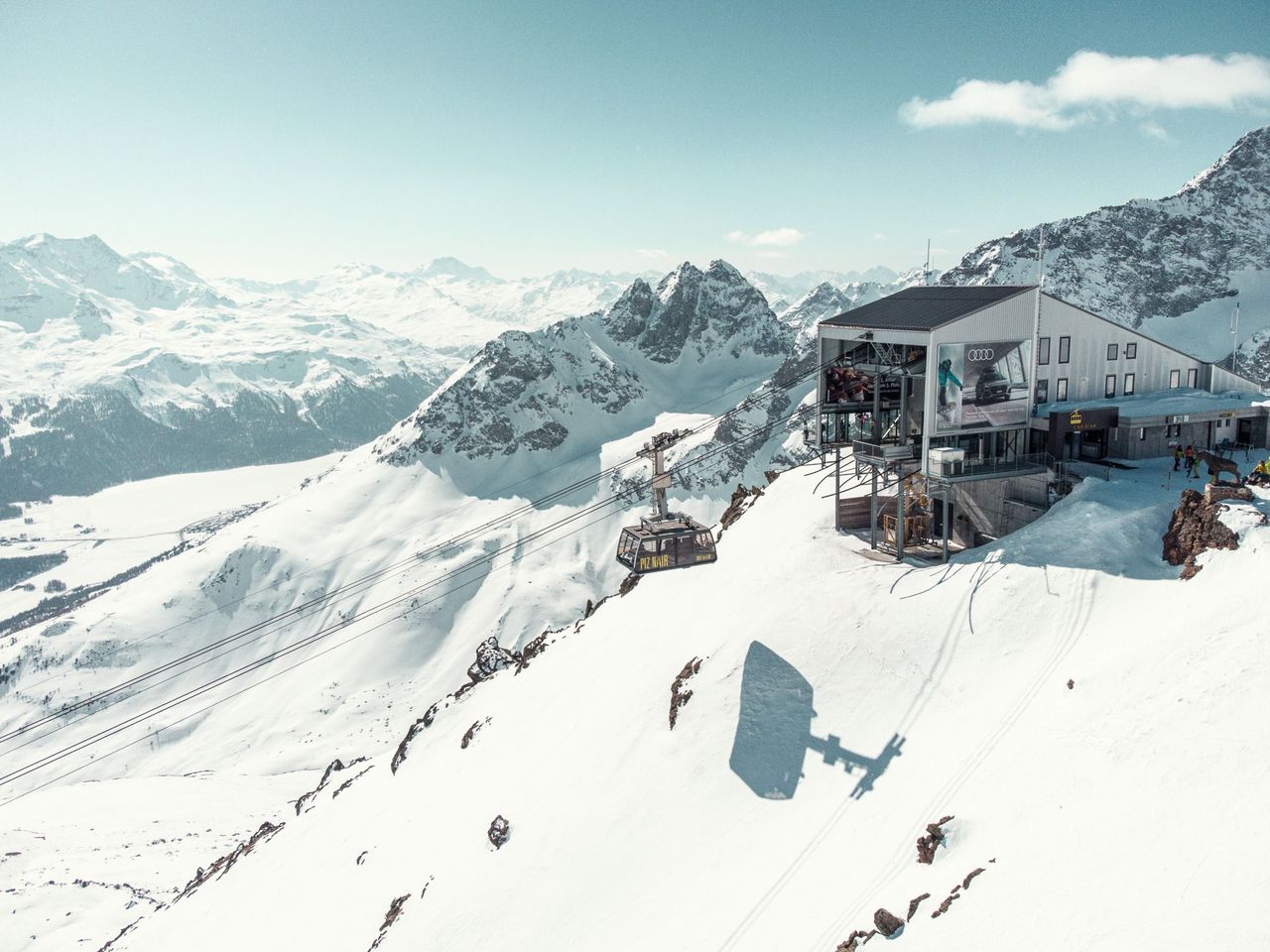 Bergstation St. Moritz Winter