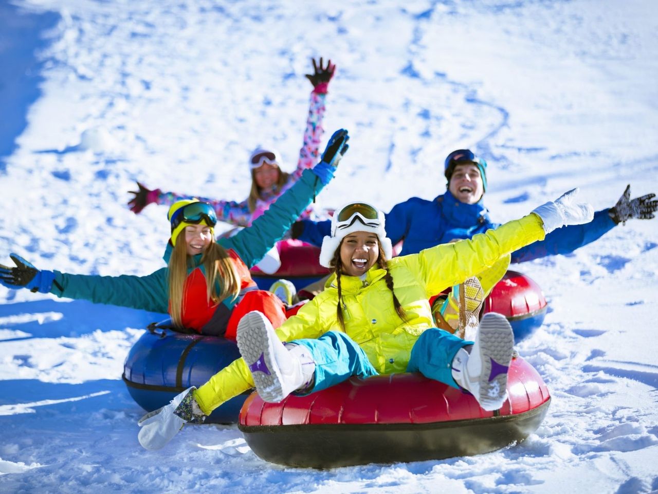 Snowtubing in Leysin ab Gstaad oder Rougemont