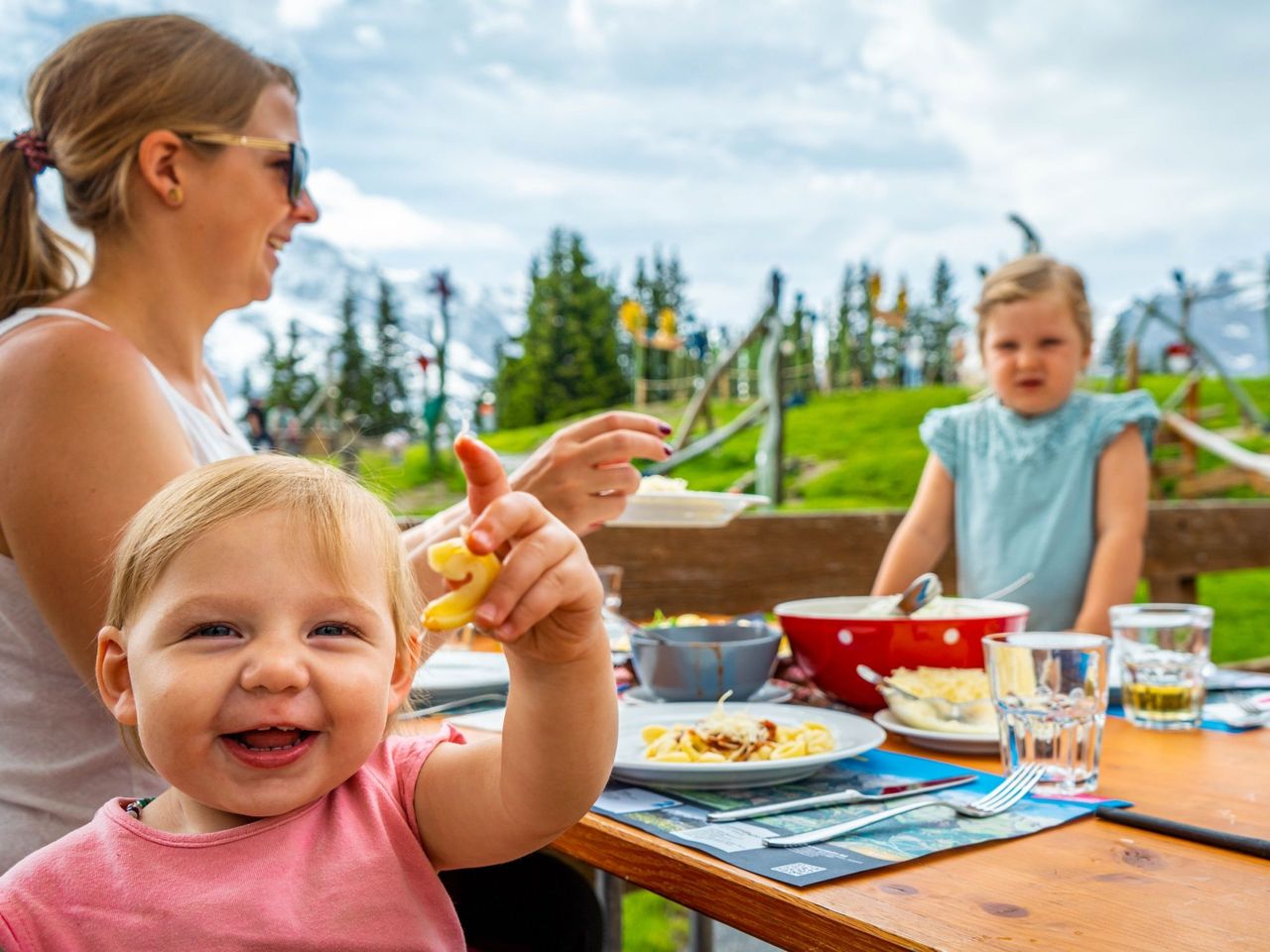 Allmendhubel Familienplausch inkl. Bahnticket und Mittagessen