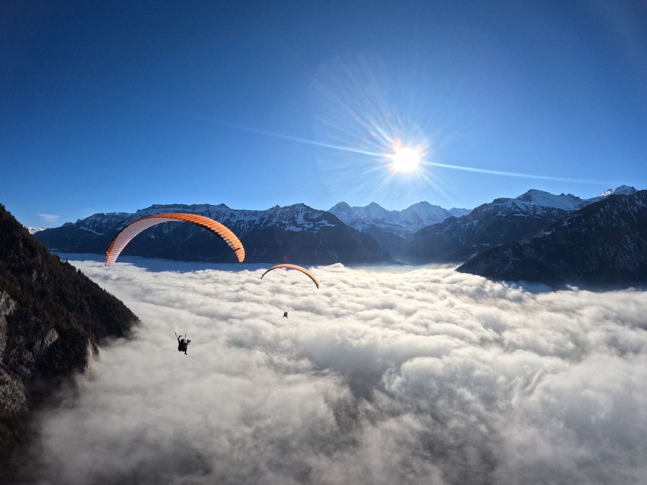 Beatenberg Gleitschirmfliegen Tandem ab Interlaken