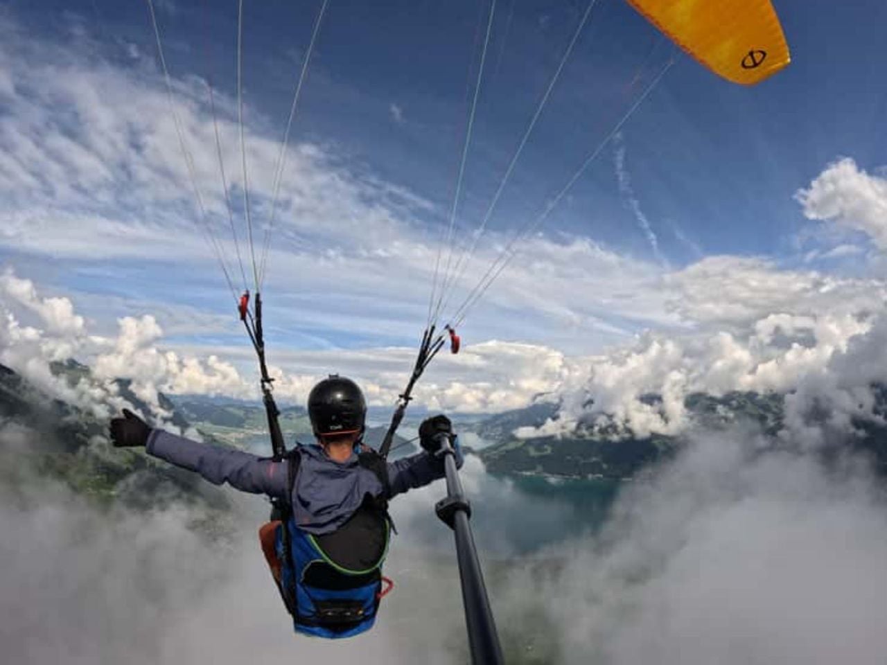 Gleitschirmflug vom Niesen ab Spiez