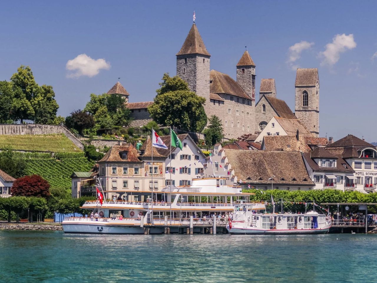 From Vitznau: Private day trip to six lakes