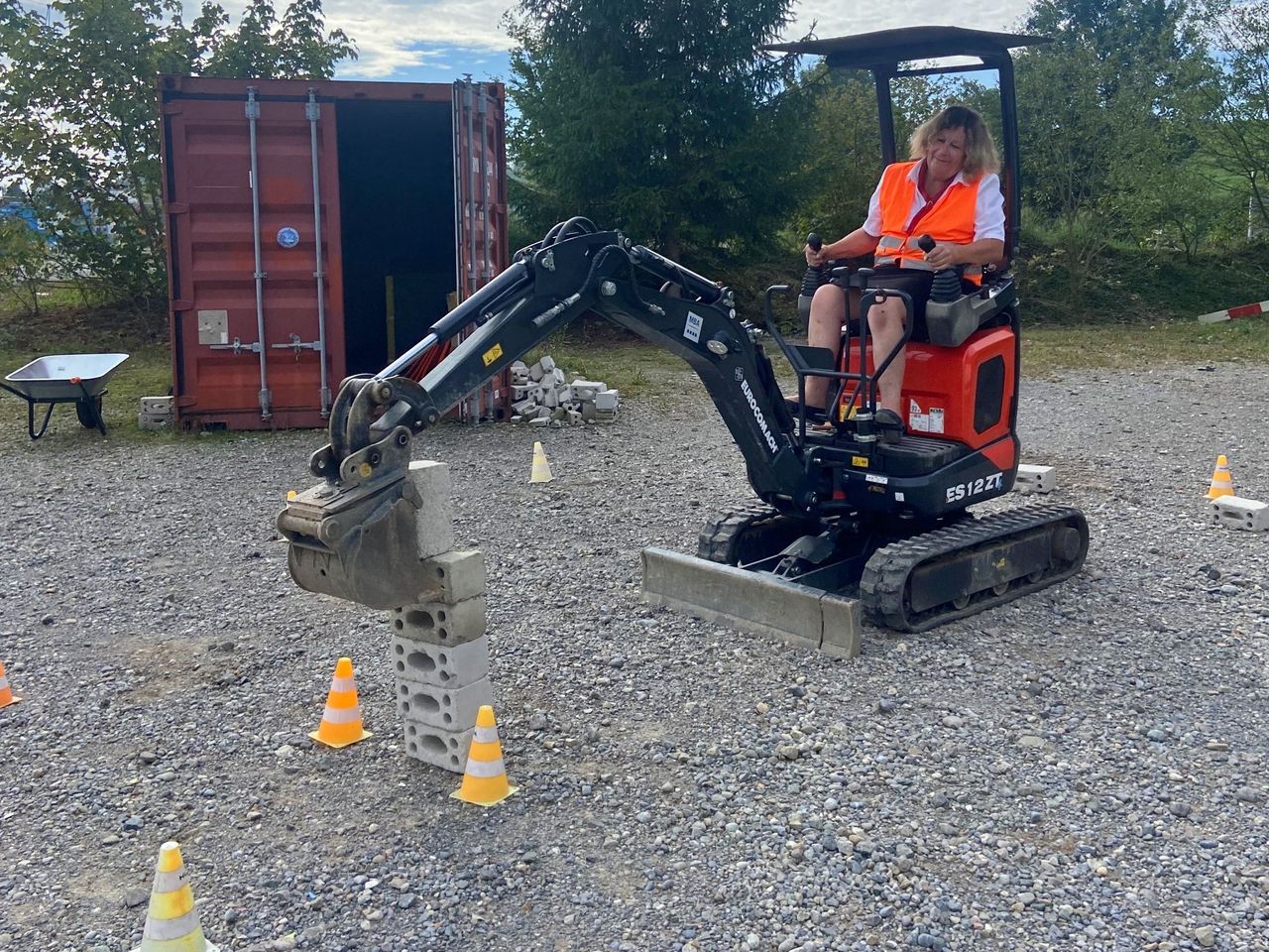 Baggerspass kleiner Bagger Gossau