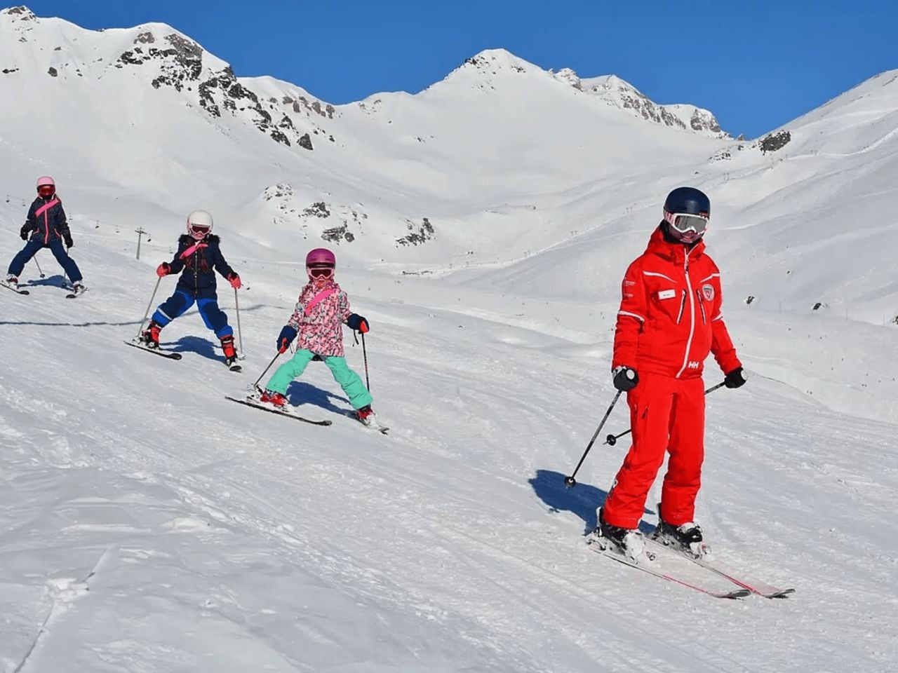 Skischule Kinder 4-15 Jahre in Scuol