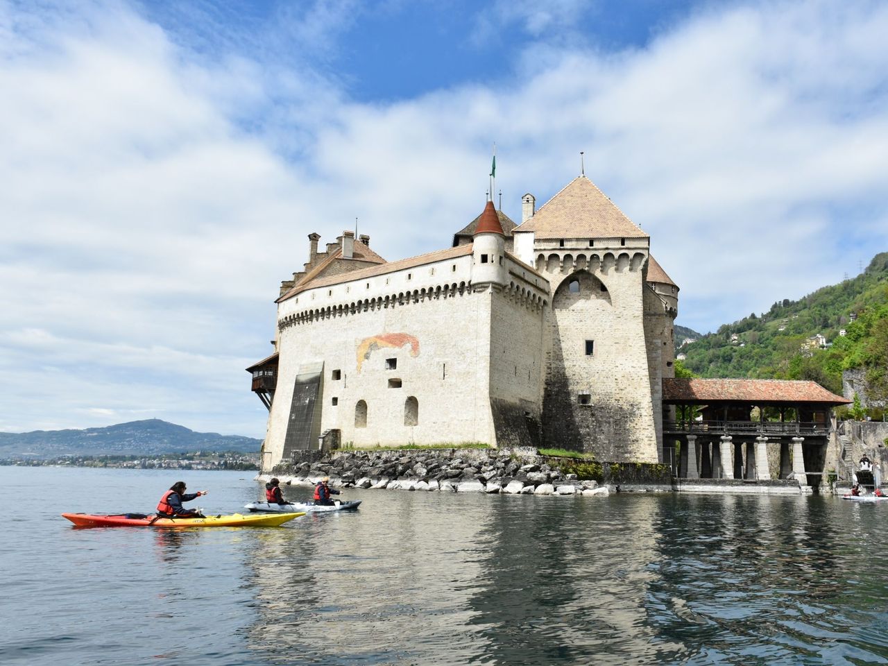 Kajak Tour Schloss Chillon geführt