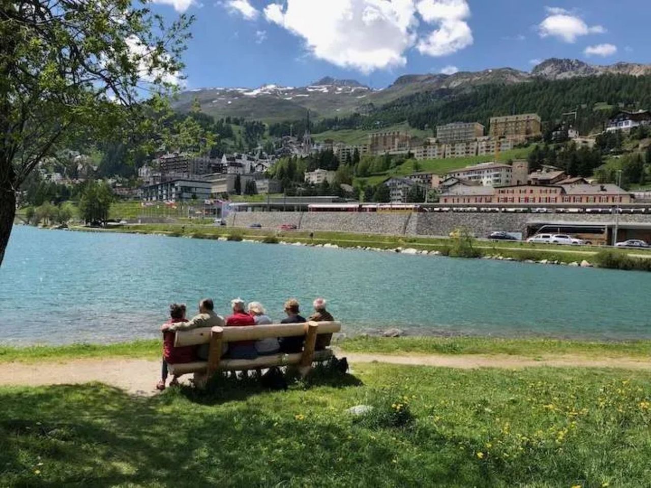 Private Tageswanderung entlang der Bernina Linie ab St. Moritz