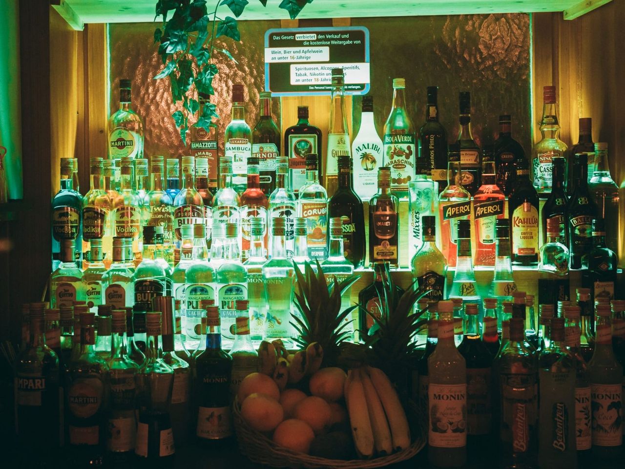 Pub Crawl Tour Nightlife Zürich