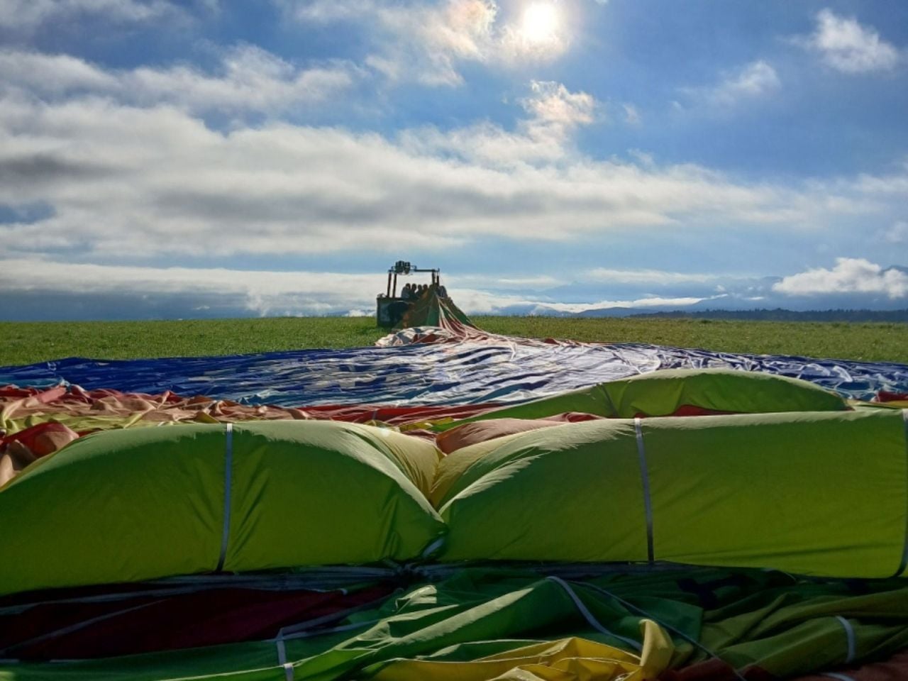 Ballon Abendflug über das Schweizer Mittelland ab Fribourg