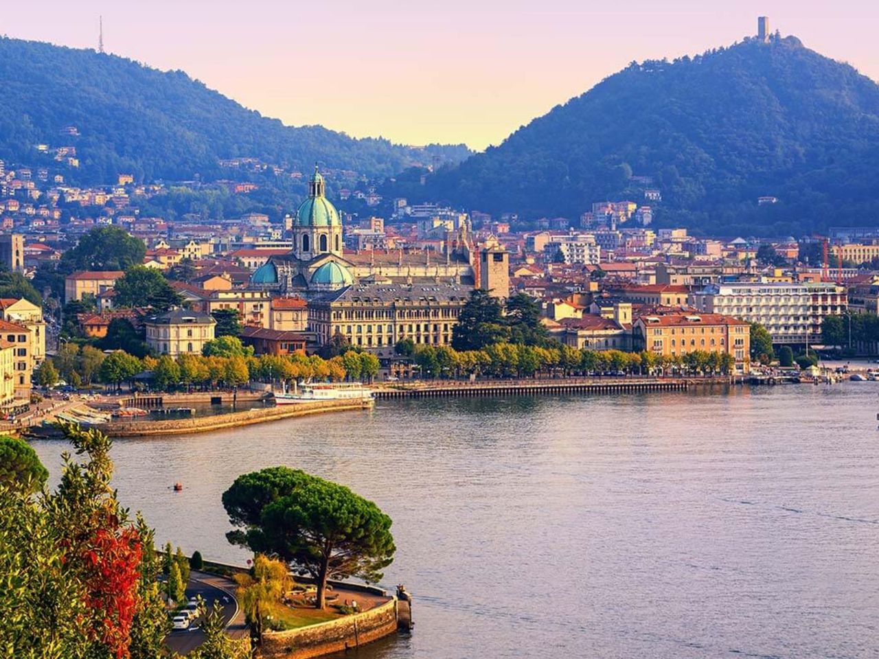 From Lugano: Private day trip to Como and Milan
