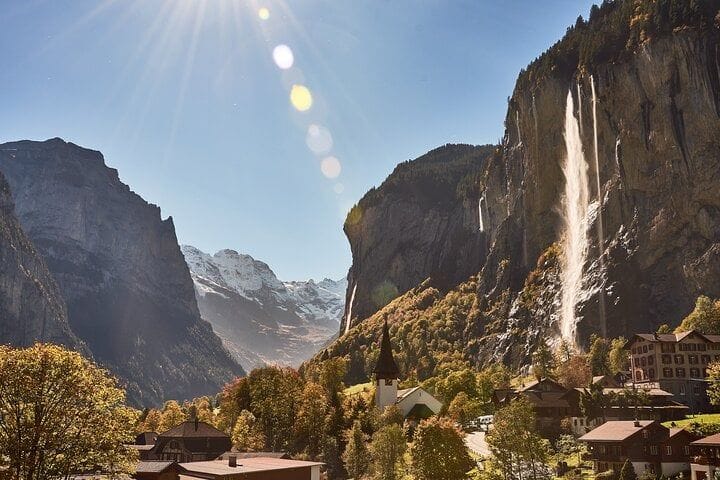 Da Basilea: tour privato di un giorno a Grindelwald e nella valle di Lauterbrunnen