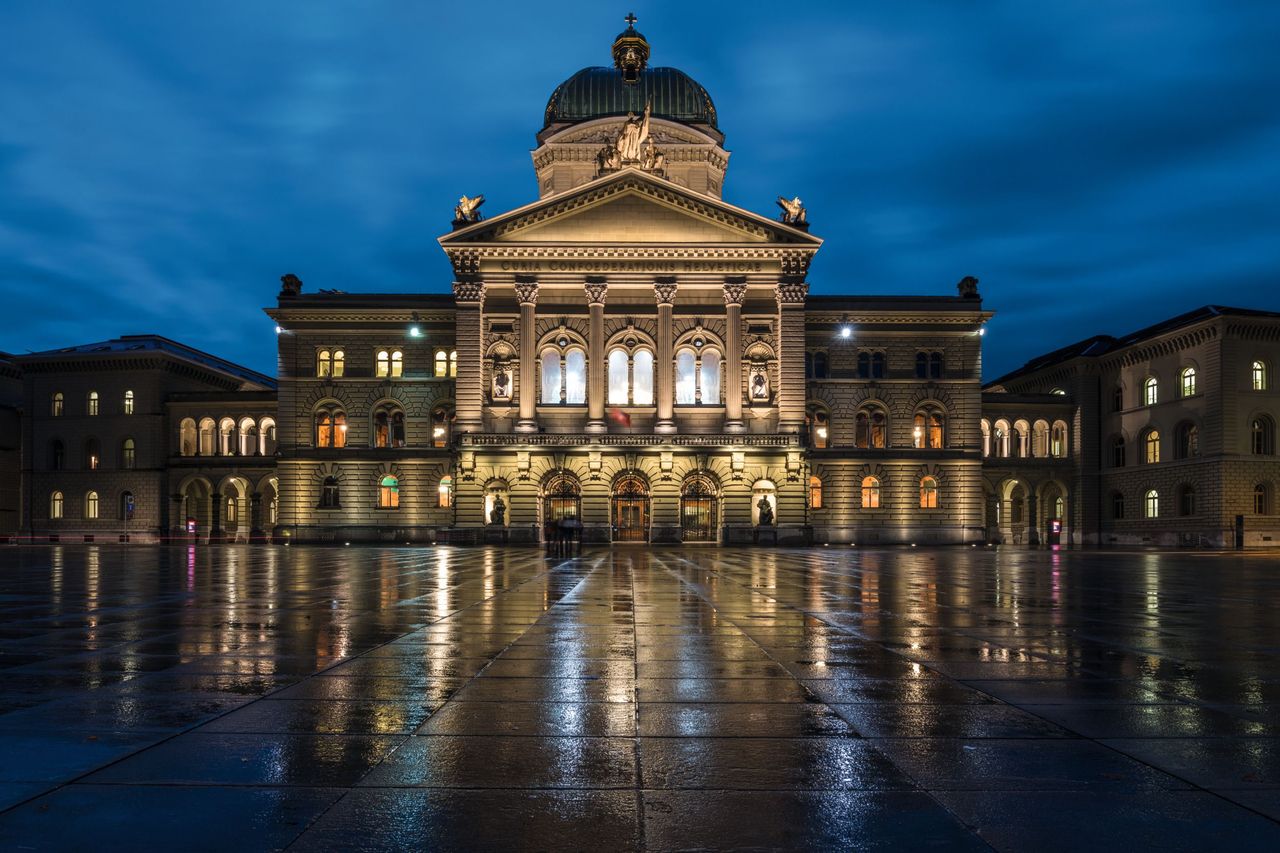 10 Tage Schweiz Bundeshaus Bern