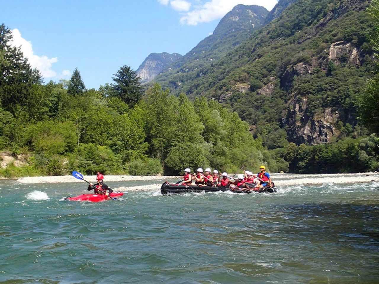 Ticino Rafting Basic Tour von Biasca nach Cresciano