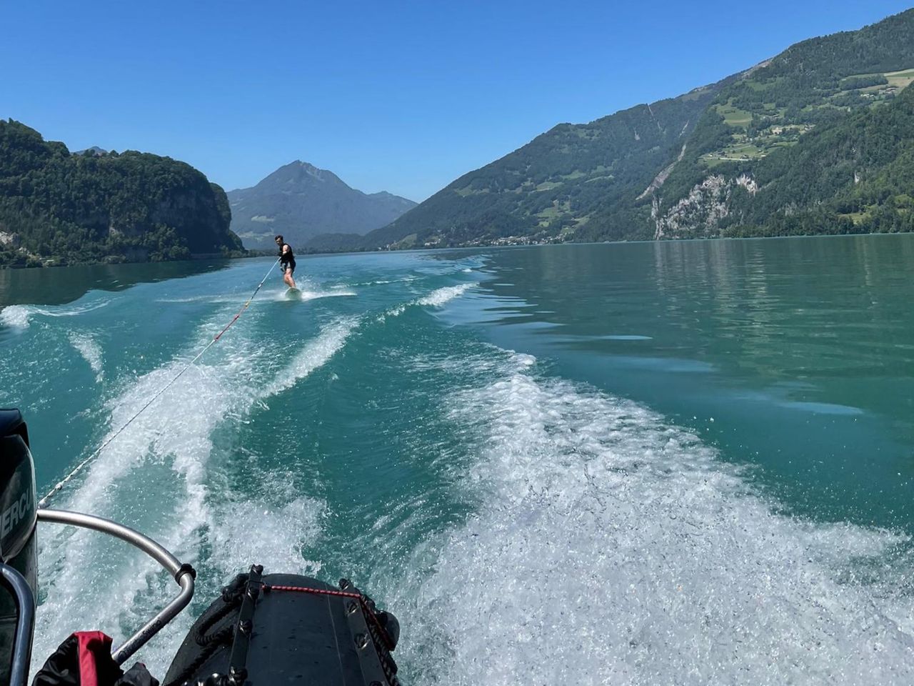 Ab Küssnacht am Rigi: Morgenrundfart på Vierwaldstättersee med oppustelig båd