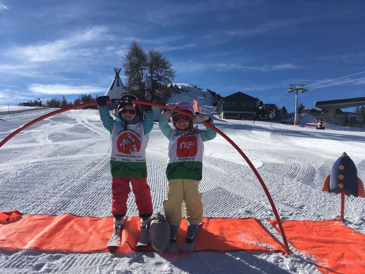 Ski school group for kids aged 3 to 5 in Nendaz