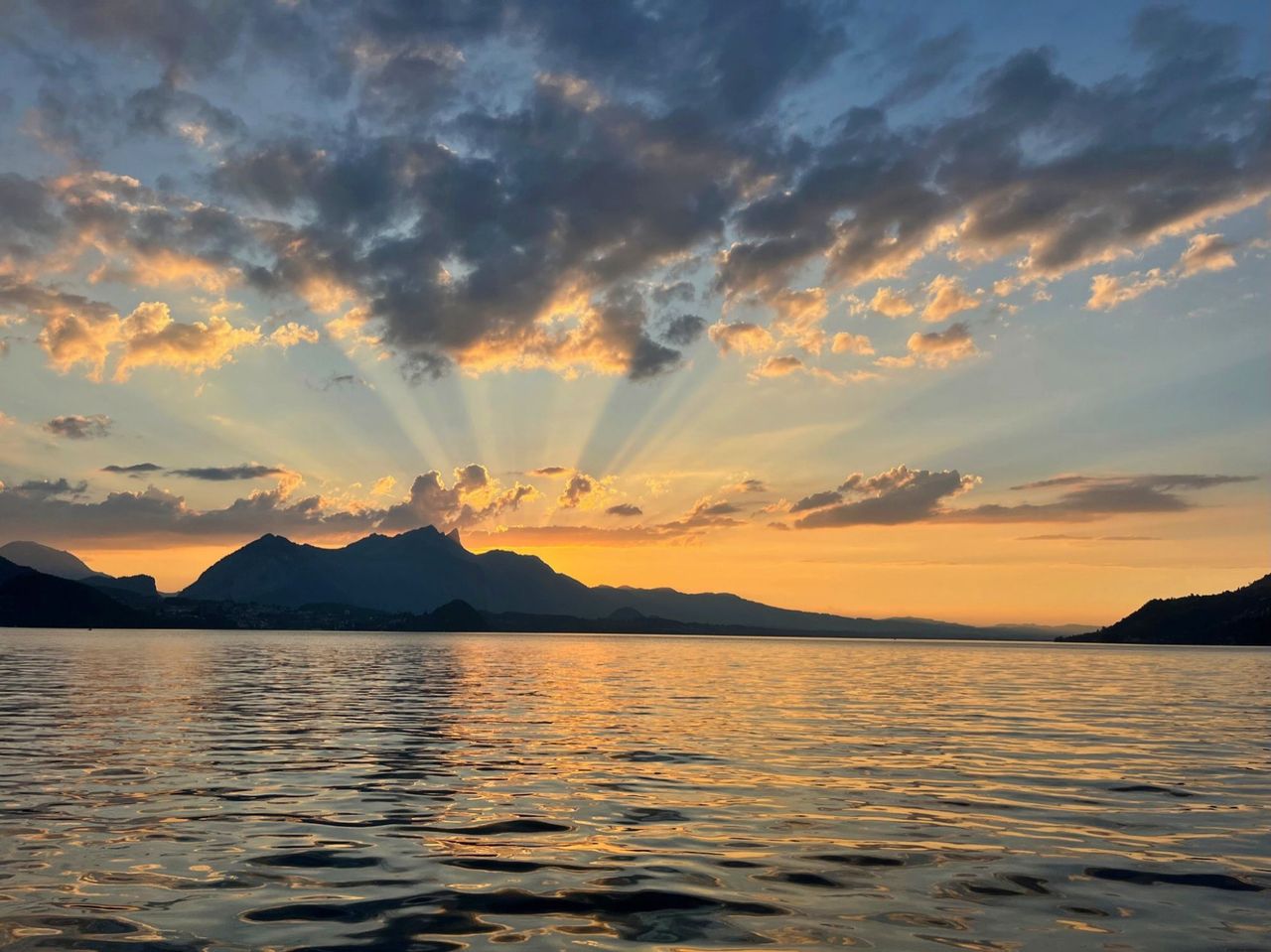 Private Bootstour auf dem Thunersee ab Merligen