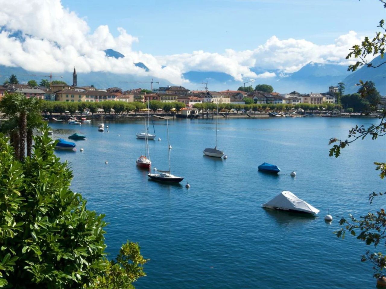 Ascona: Fahrt mit einem 3 rädrigen Vanderhall (Roadster) ab Locarno