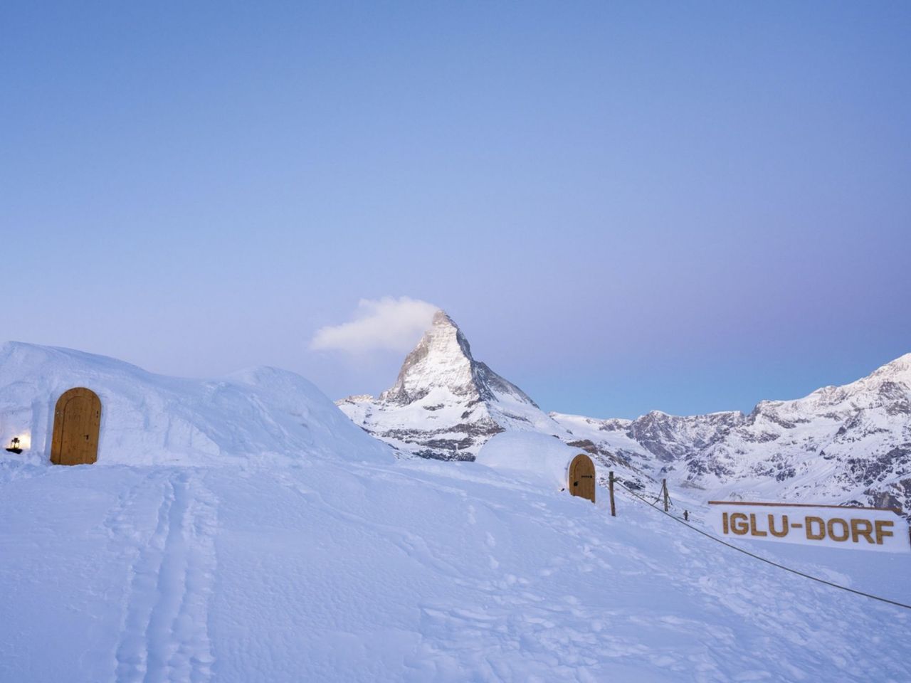 Overnight stay in a Romantic Igloo in Zermatt