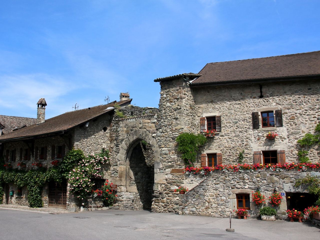 Genf környéki túra Chamonix Mont Blanc és Yvoire felé