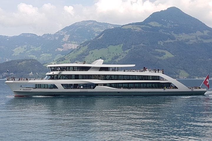 Depuis Zurich : excursion privée d'une journée à Lucerne avec croisière