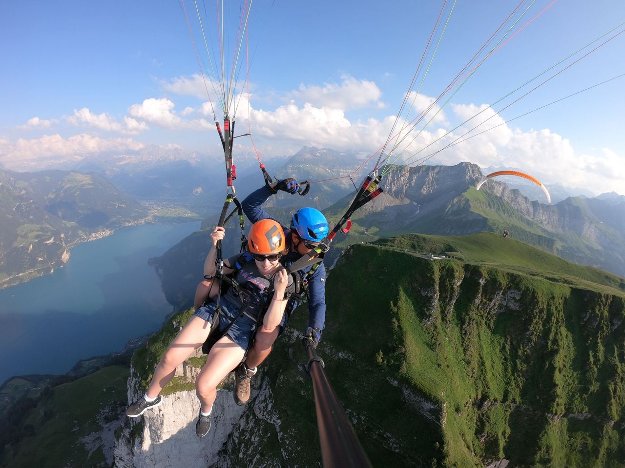 “Panoramaflug” Gleitschirm Vierwaldstättersee ab Emmetten