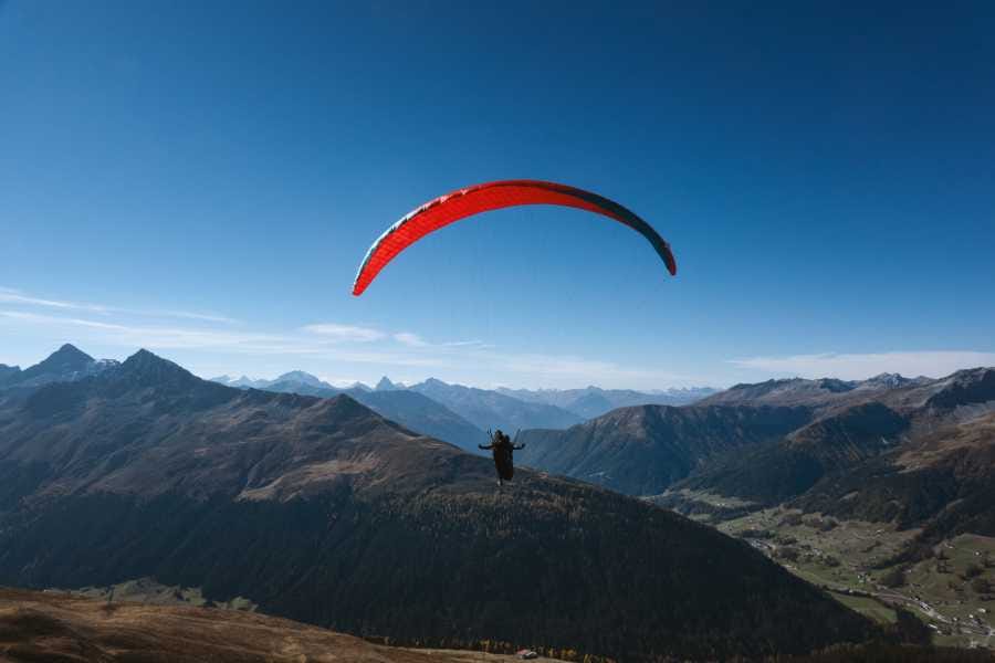 Halber Tag Gleitschirmfliegen Klosters
