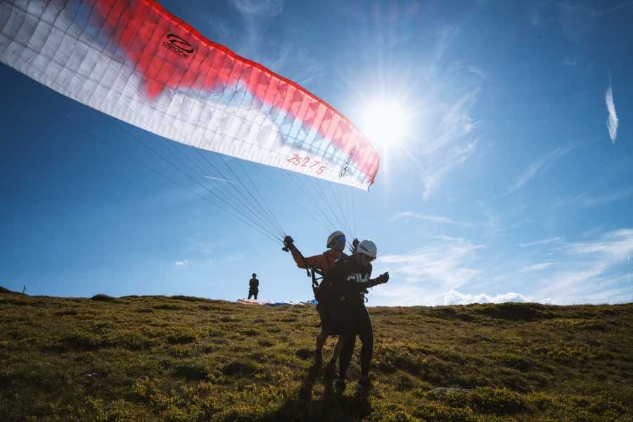 Halber Tag Gleitschirmfliegen Klosters