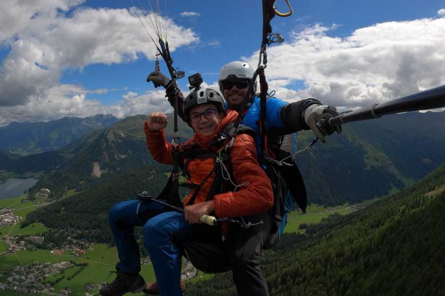 Early Bird Paragliding Klosters