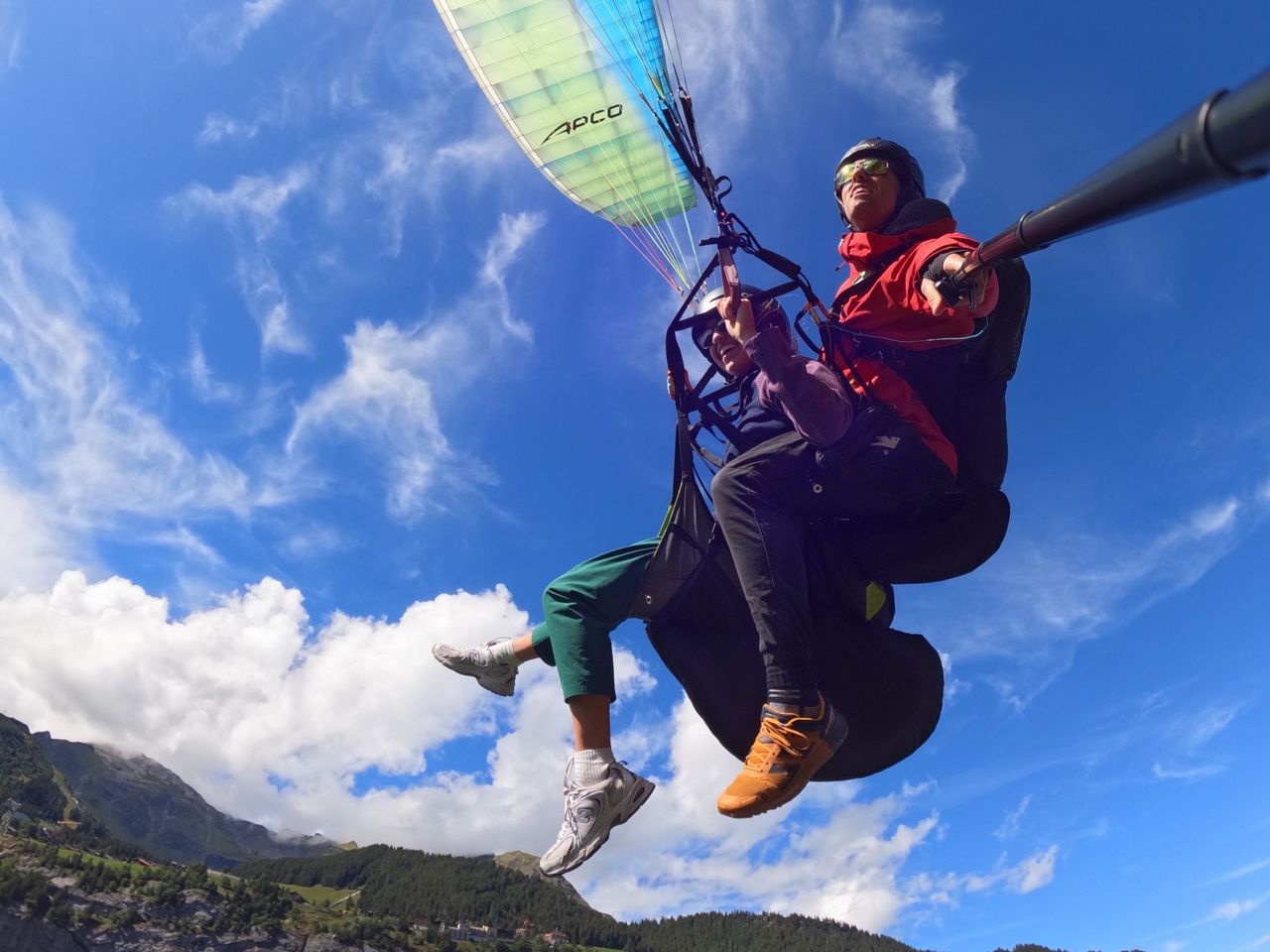Emmetten Gleitschirmfliegen Vierwaldstättersee ab Stans