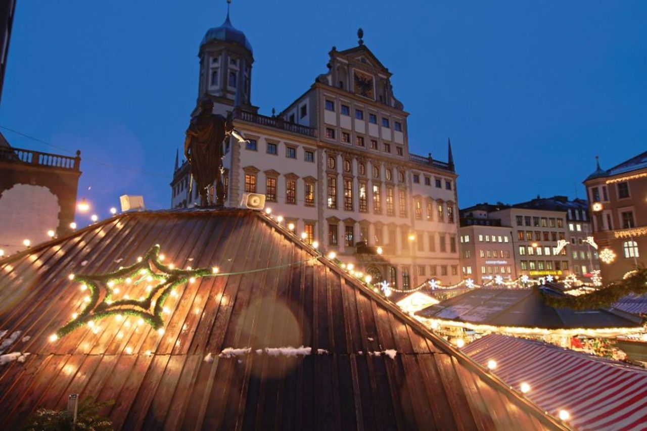 Augsburg Christkindlesmarkt: coach trip with hotel