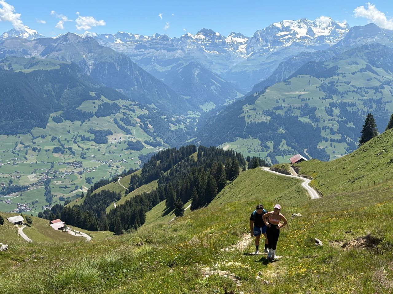 Niesen private Wanderung mit einem Schweizer Triathleten ab Spiez