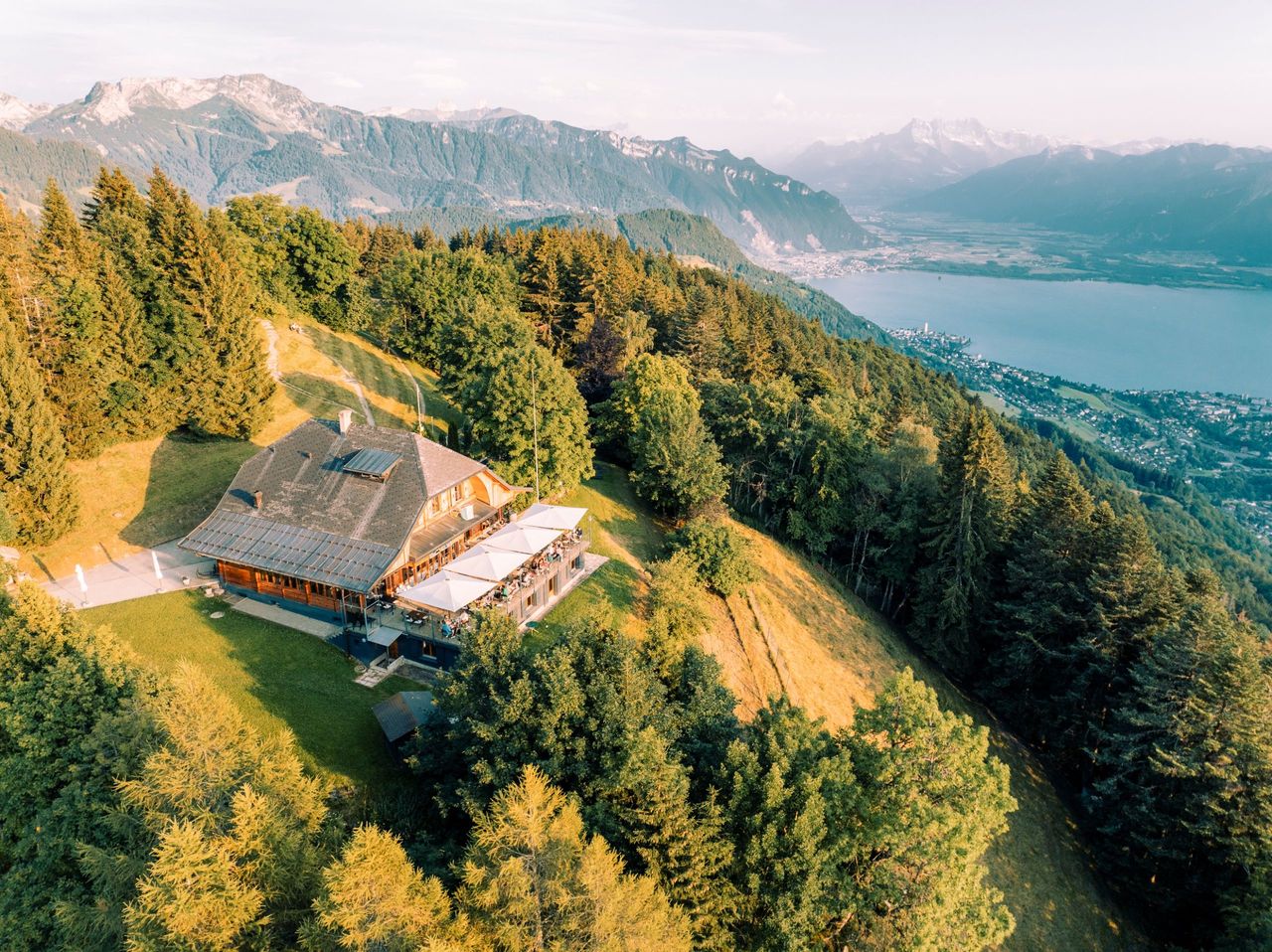 Prenotazione posto Prestige Classe Golden Pass Express da Interlaken o Montreux