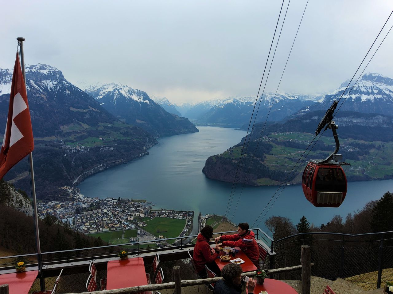 Geführte Wanderung zu versteckten Juwelen in den Alpen